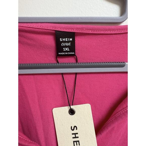 SHEIN LUNE Curve Womens 1XL Pink Notch Neck T-Shirt Top NWT Plus Size Casual - Picture 3 of 3